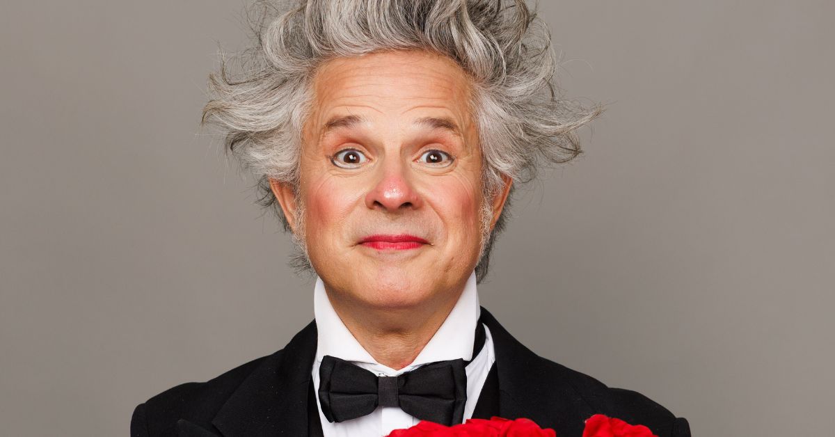 Marcelo Luján, clown, risoterapeuta e facilitador de criatividade
