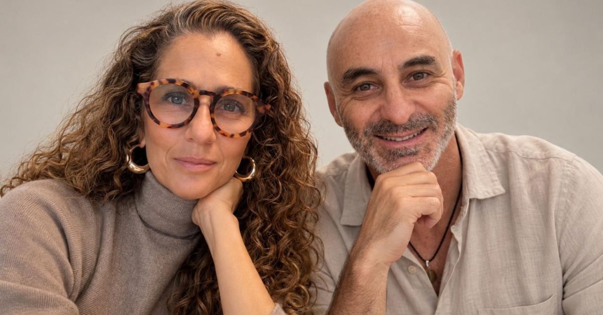 Outubro Rosa: mulheres, dinheiro e o custo invisível de dar conta de tudo